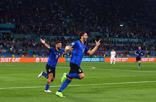 Sassuolo a refuzat oferta lui Juventus pentru Locatelli
Foto:GettyImages