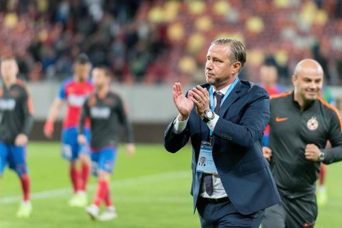 S-a aflat salariul pe care Laurențiu Reghecampf îl avea pe vremea când era antrenor la FCSB