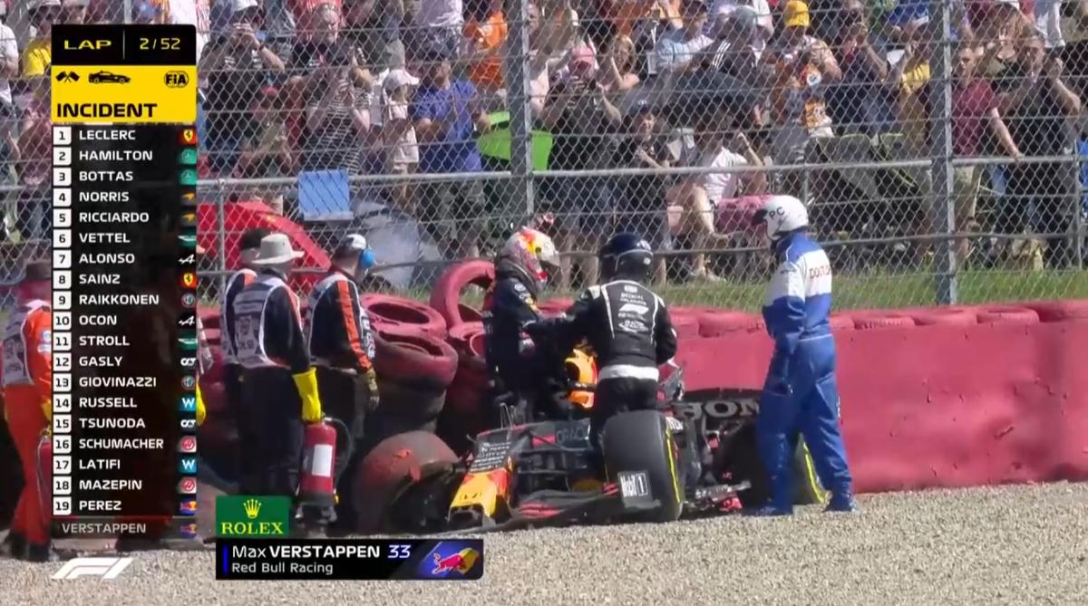 Max Verstappen nu îl iartă pe Lewis Hamilton: „Am urmărit din spital cum sărbătoreau victoria”