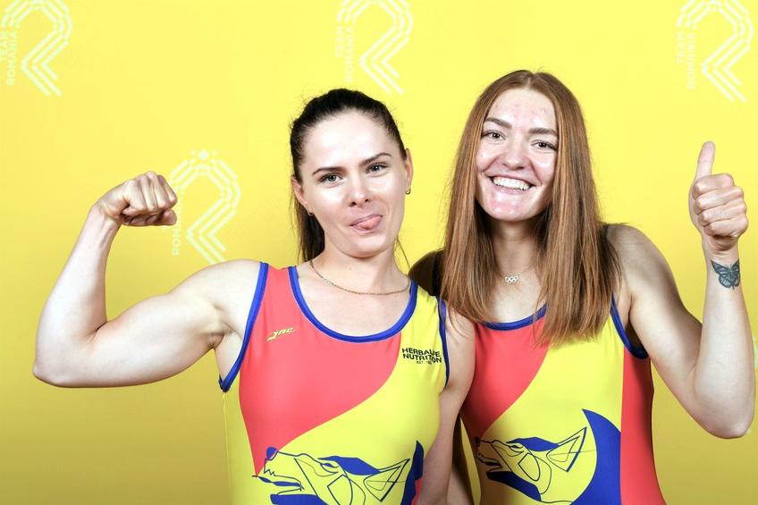 Iuliana Buhuș și Adriana Ailincăi
