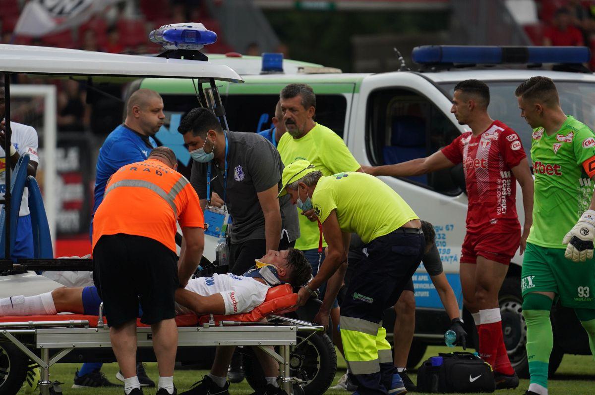Momente de panică în UTA - Farul » Dănuleasa, inert după o ciocnire violentă! Și-a revenit la urcarea în ambulanță