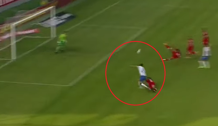 Hagi, furios după revenirea pe bancă: „Altfel, ne lăsăm de fotbal!”