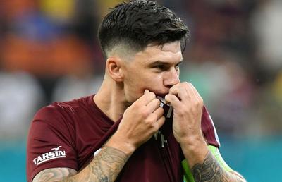 Rapidiștii au sărbătorit cu fanii prima victorie de la revenirea în Liga 1 » Momente speciale cu Cristi Săpunaru