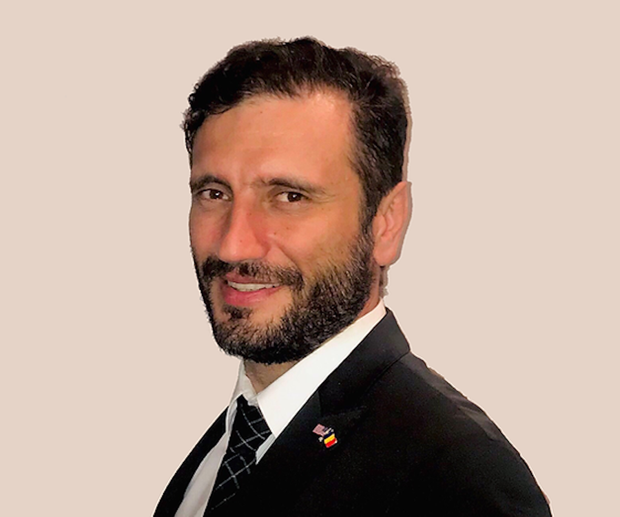 Flavius Breșneni, 41 de ani, un om de afaceri român stabilit în America Autodenunț sau glumă proastă? Patronul unui club învins cu 13-0 în Cupa României și-a anunțat prietenii pe Whatsapp: „Am pariat 50k. Așa se fac 15k în 90 de minute”