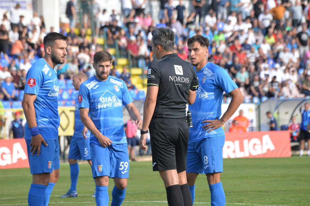 Mihai Teja, start perfect la Botoșani » Moldovenii au învins Chindia după un meci cu 5 goluri și 2 eliminări