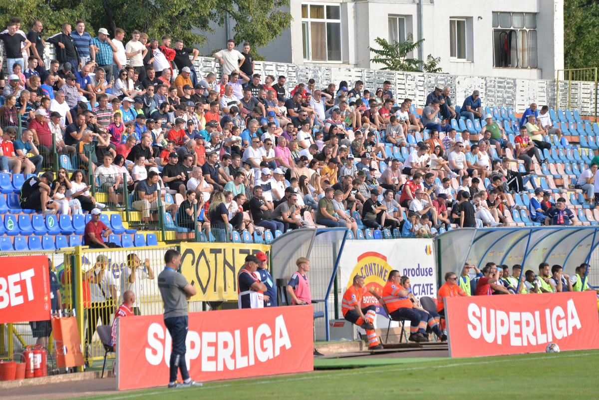 Mihai Teja, start perfect la Botoșani » Moldovenii au învins Chindia după un meci cu 5 goluri și 2 eliminări