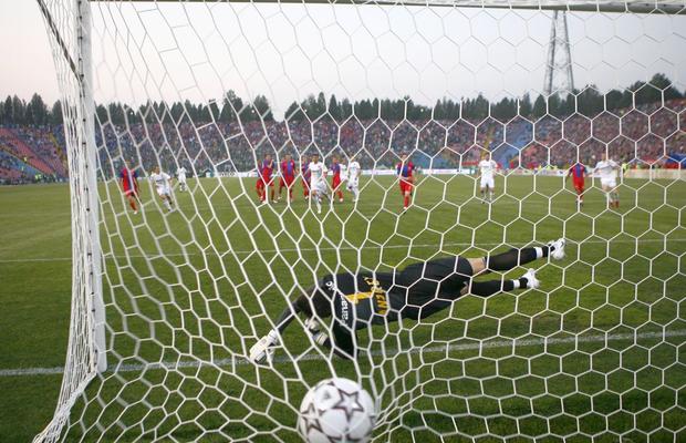FCSB - Dinamo în Ghencea » O umilință istorică și 50 de imagini de colecție
