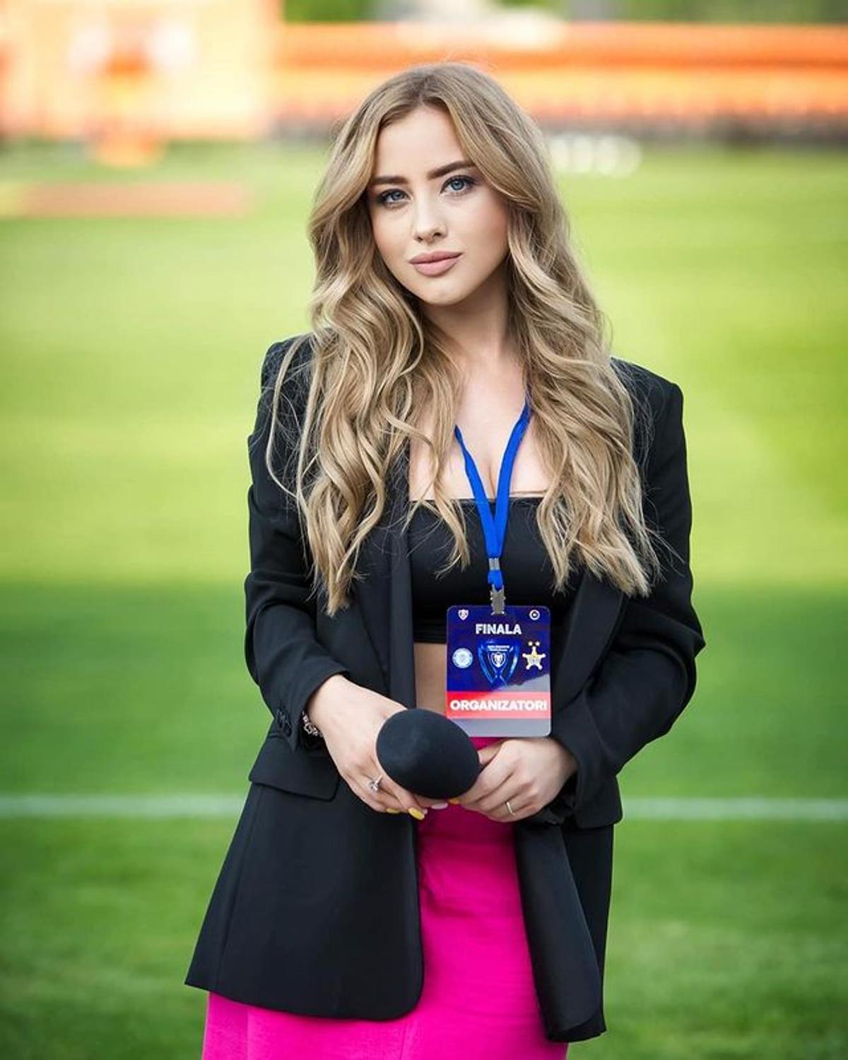 Dorina Gherganov și Olivia Cucoș, susținătoarele Farului în deplasarea de la Tiraspol