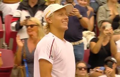 Leo Borg, fiul legendarului Bjorn Borg, a câștigat primul meci în circuitul ATP: „Calcă pe urmele tatălui?”
