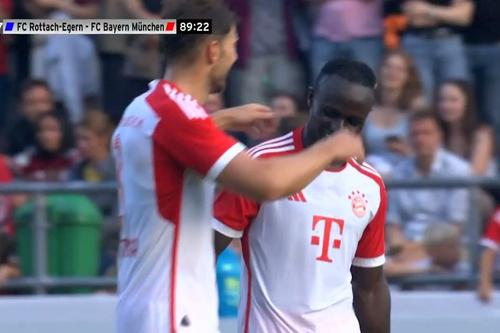 Bayern Munchen a câștigat cu 27-0 meciul amical împotriva amatorilor de la FC Rottach-Egern.