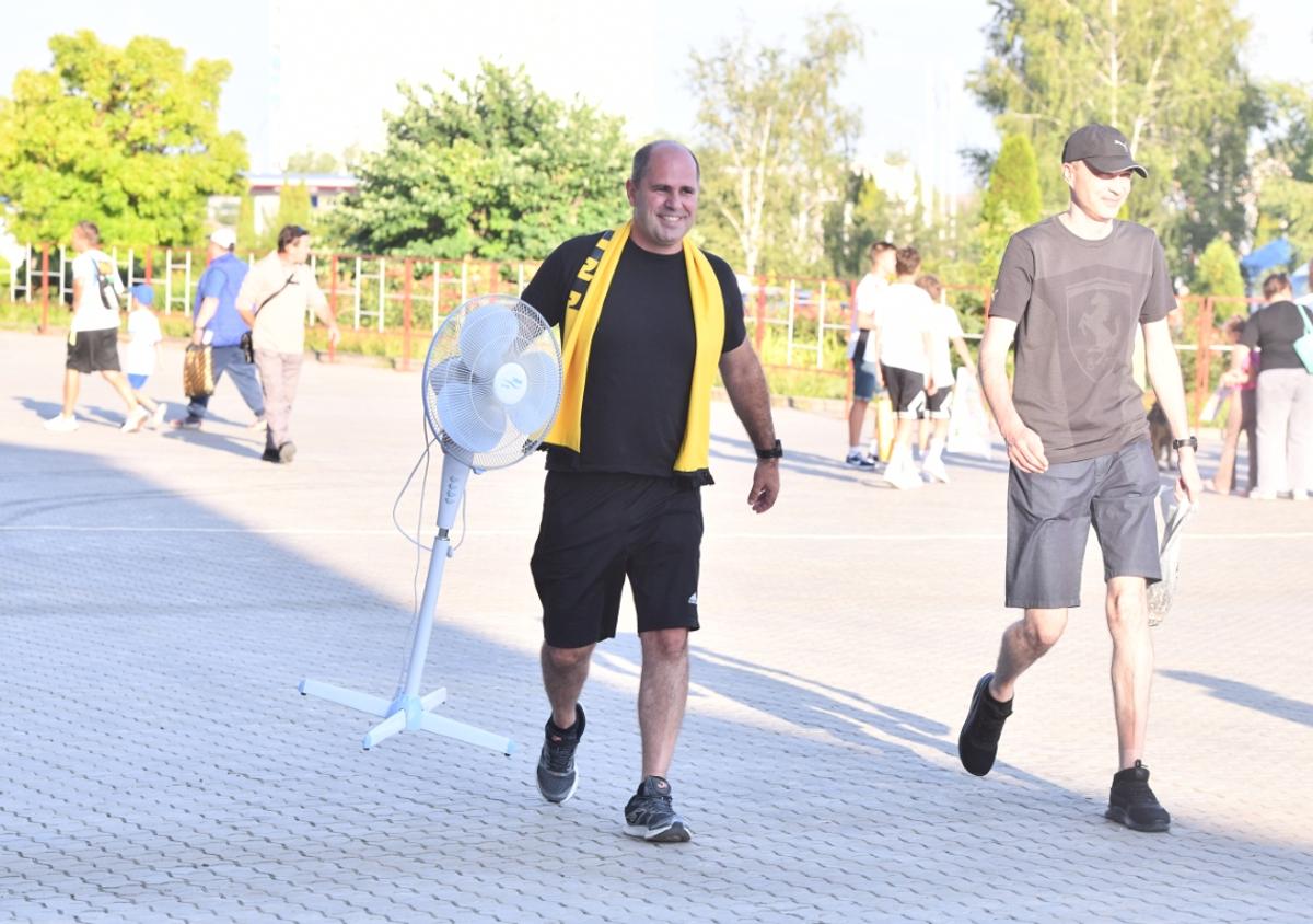 Umilința trăită la Tiraspol l-a marcat pe Hagi » Dezvăluirile unui apropiat: „Ce să vorbești cu el? Nici nu a dormit! Nu-și explică!”