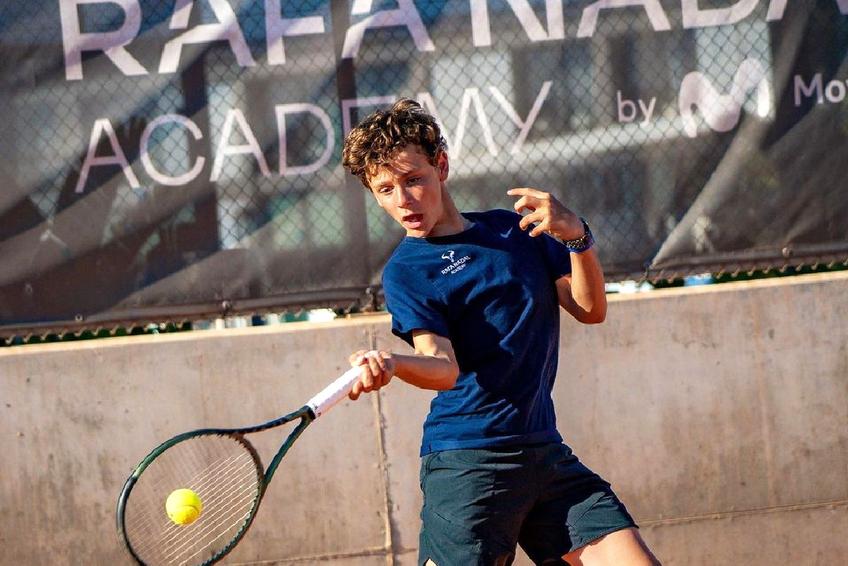 Matei Chelemen, antrenându-se la academia lui Rafa Nadal / Sursă foto: Instagram