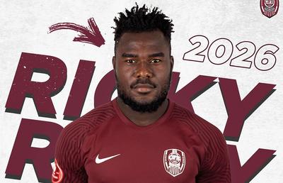 Mijlocașul de 21 de ani a semnat pe 3 sezoane cu CFR Cluj
