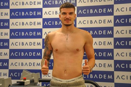 Valentin Mihăilă a trecut vizita medicală și a fost prezentat la Rizespor. A semnat un contract valabil 4 sezoane.