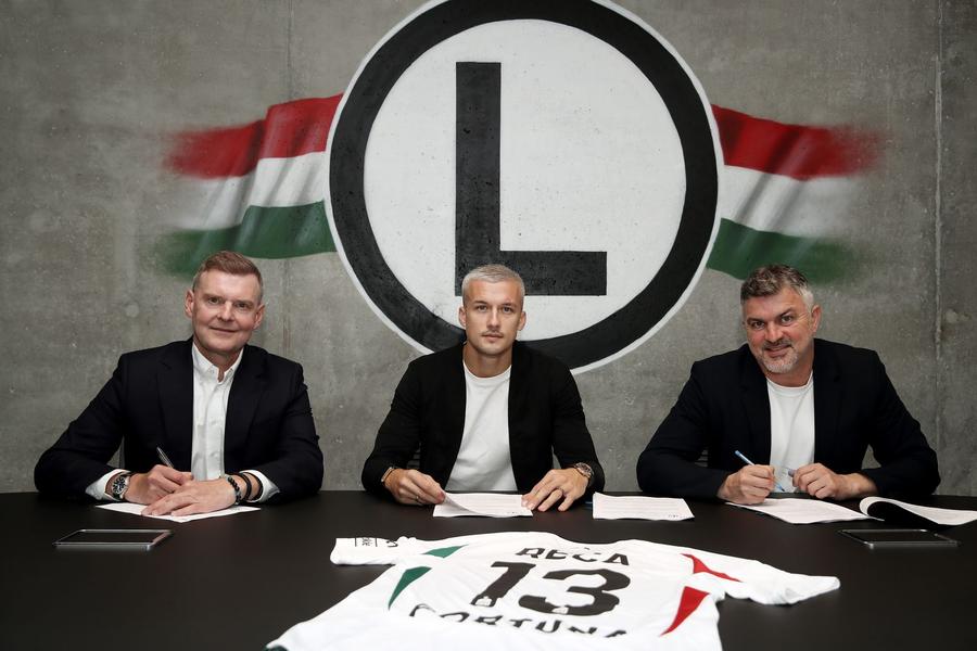 Legia Varșovia l-a prezentat pe Arkadiusz Reca Edi Iordănescu, „recompensat” de polonezi pentru calificare » Transfer tare la Legia: are 113 meciuri în Serie A