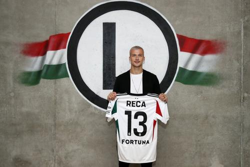 Arkadiusz Reca, prezentat de Legia // foto: Legia