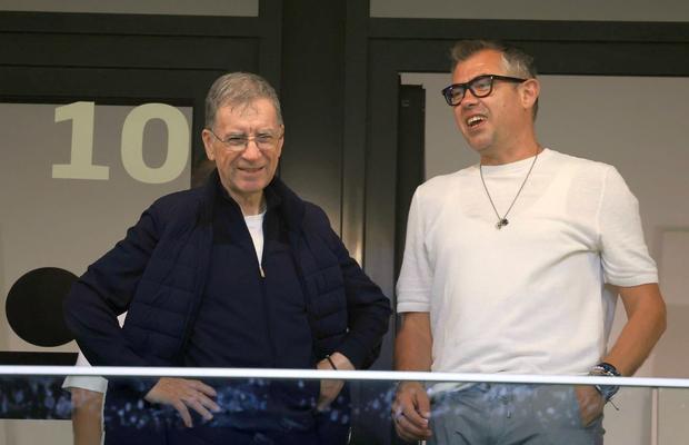 MM Stoica anunță un transfer iminent la FCSB: „E o urgență” + „Îi mulțumesc lui Vali Argăseală pentru tot ce a făcut!”