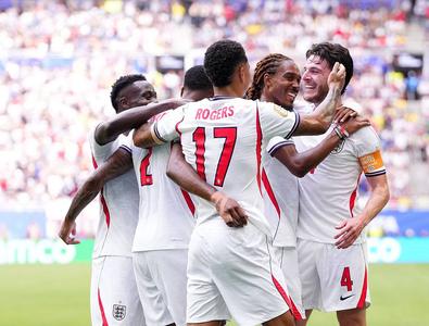 Franța - Anglia, finala mică a Campionatului Mondial » Uluitor! Veni și ...