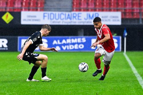 Aymen Boutoutaou, în acțiune la Sochaux // foto: Imago Images