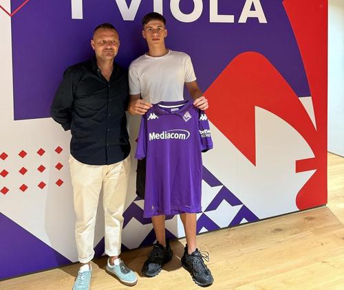 Robert Corduneanu a semnat definitiv cu Fiorentina