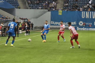 Riscau meci pierdut la „masa verde”! Craiova - UTA, la un pas de primul mare scandal al sezonului