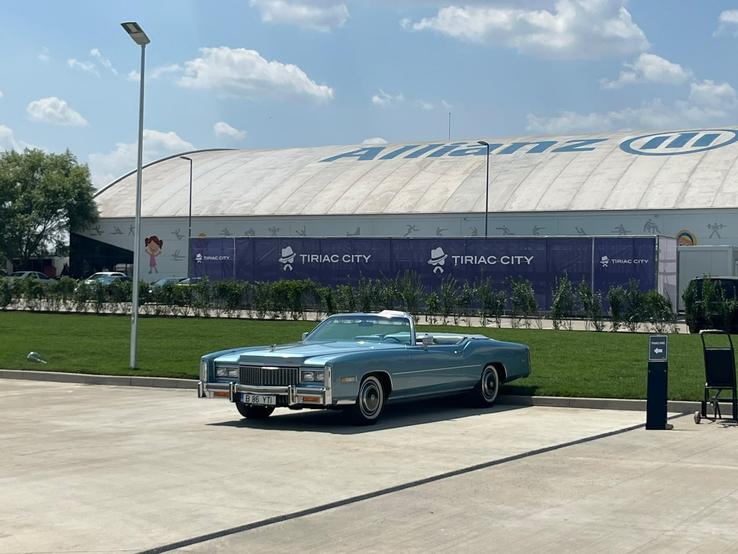 Ion Țiriac a venit cu un Cadillac Eldorado Convertible la inaugurarea Sălii „Nadia Comăneci”