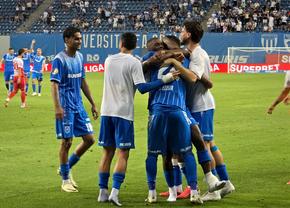 Aduceți-le adversari! Campioana Craiova a umilit-o pe UTA după pauză și își prelungește seria de invincibilitate