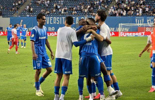 Aduceți-le adversari! Campioana Craiova a umilit-o pe UTA după pauză și își prelungește seria de invincibilitate