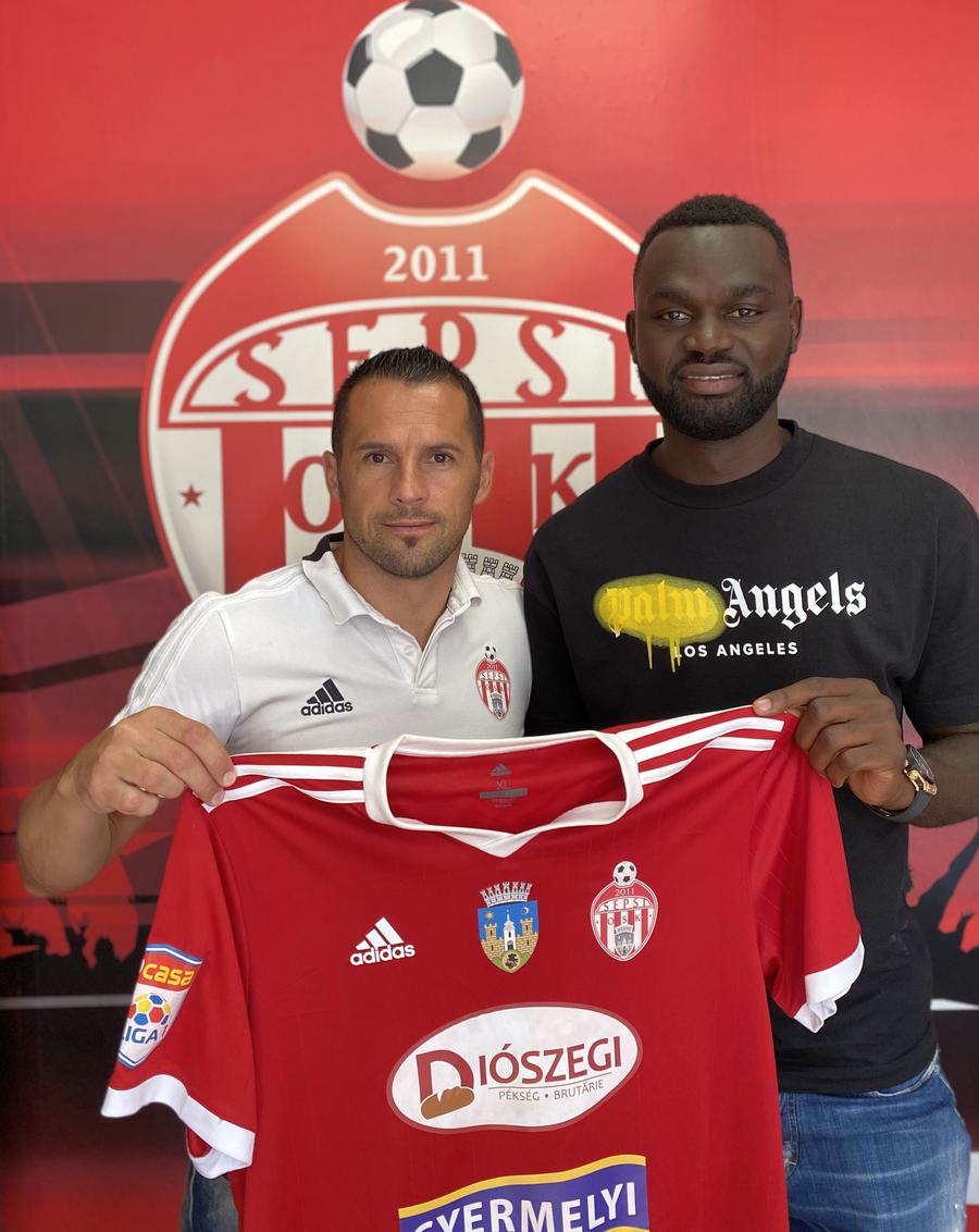 OFICIAL. I l-au suflat pe Fofana lui Dinamo! Clubul din Liga 1 tocmai a anunțat transferul
