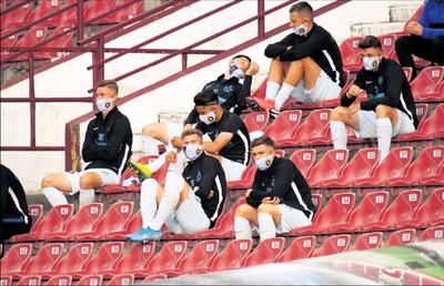 Colcăie virusul în Liga 1 și LPF doar asistă! Urmează întâlnirea decisivă LPF - Guvern » Se blochează iar competiția?