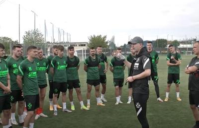 Edi Iordănescu a fost prezentat la FCSB! Imagini de la primul antrenament + cum arată contractul