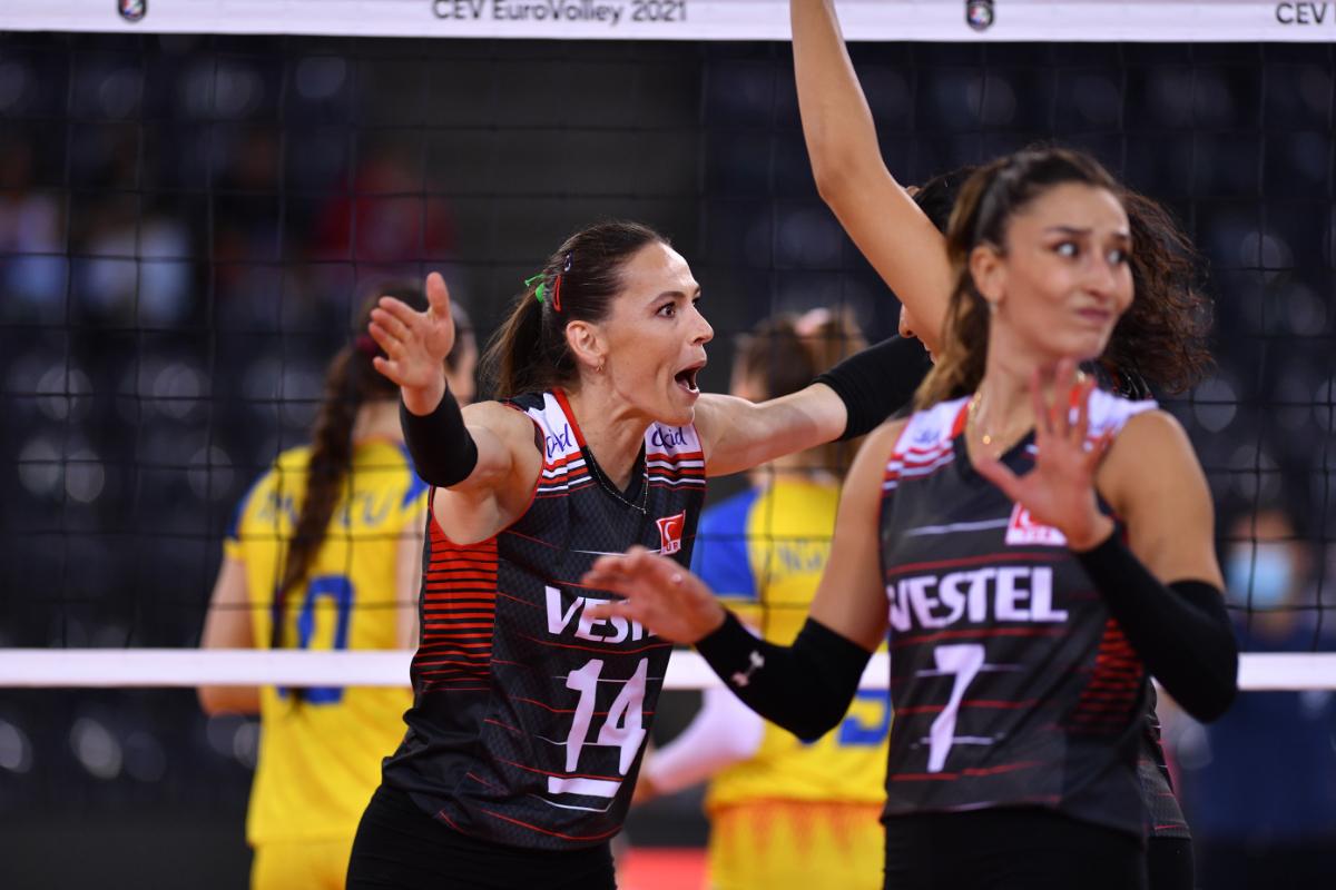 România a pierdut primul meci de la Campionatul European de volei feminin! Ce șanse au „tricolorele” la calificarea în „optimi”