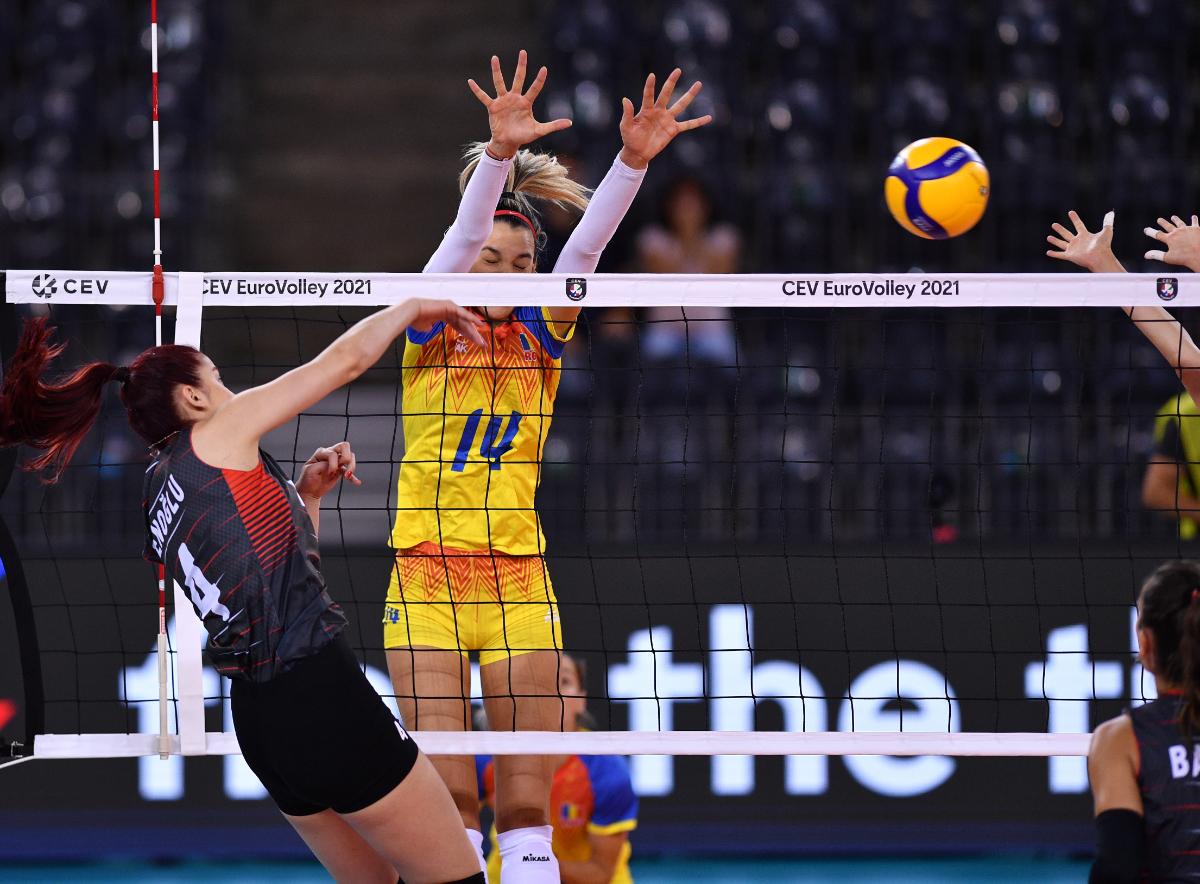 România a pierdut primul meci de la Campionatul European de volei feminin! Ce șanse au „tricolorele” la calificarea în „optimi”