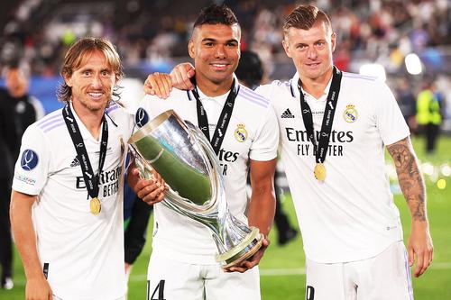 Casemiro, încadrat de Luka Modric și Toni Kroos // foto: Guliver/gettyimages