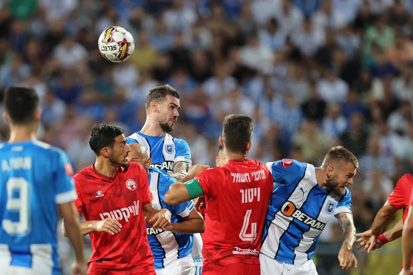 CSU Craiova - Hapoel Beer-Sheva // foto: Facebook @ Universitatea Craiova