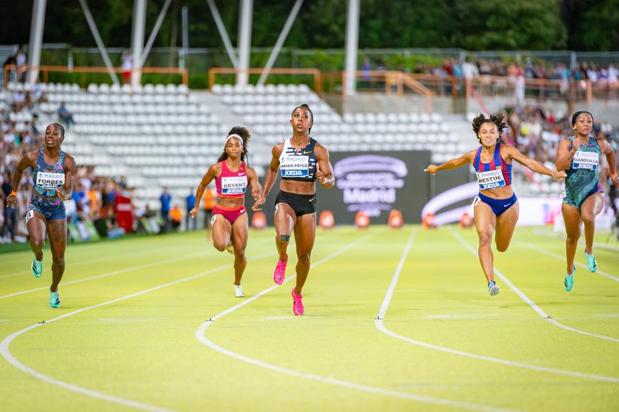 Shelly-Ann Fraser-Pryce are în palmares zece medalii mondiale de aur FOTO Imago Images Show la Budapesta în următoarele opt zile la Campionatele Mondiale de atletism » România participă cu 16 sportivi