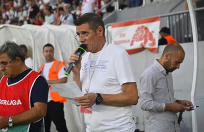 Viața de crainic de stadion, episodul 1 » Nicu Grameni e fan Dinamo din copilărie, dar a fost cântărețul lui Gigi Becali: „Dădea multe dedicații”