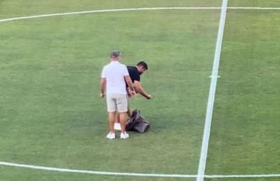 Imagini curioase surprinse cu două ore înainte de Rapid - Dinamo, pe gazonul din Giulești