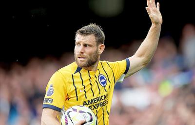 Au scris o... altfel de istorie în Premier League: titularul din prima etapă e cu 7 ani mai în vârstă decât antrenorul!