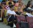 Antonia Salanță, iubita lui Daniel Bîrligea la meciul Rapid - FCSB, 2-2