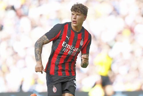 Andrei Coubiș, apărătorul lui AC Milan. FOTO: Imago Images