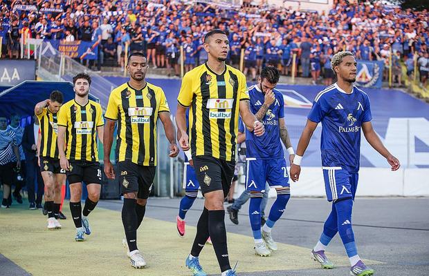 Bulgarii pregătesc infernul: au schimbat stadionul și au făcut sold-out pentru calificarea în Liga Campionilor!