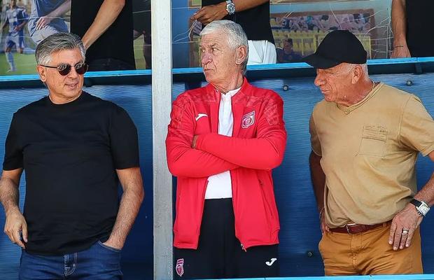 „La noi nu mai crește un vârf! N-o să mai trăim noi Liga Campionilor” » Avertismentul unui nume uriaș din fotbalul românesc
