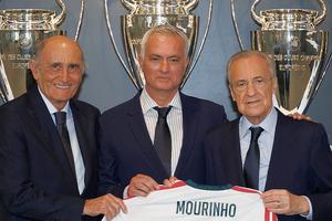 Jose Mourinho a fost prezentat oficial la Real Madrid: „Sunt unul dintre voi. Mereu am fost”