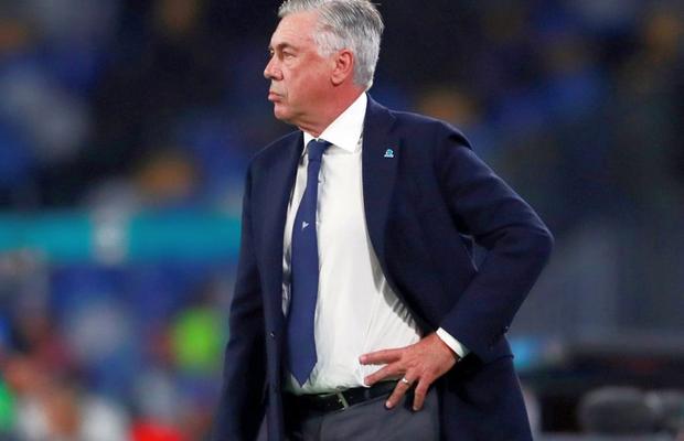 NAPOLI - LIVERPOOL 2-0 // Carlo Ancelotti a glumit cu Jurgen Klopp după ce l-a învins: „Stai liniştit! Asta se întâmplă cu cine pierde la Napoli”