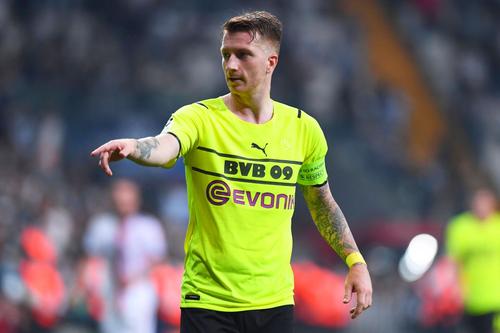 Echipamentul Borussiei Dortmund, cu sigla „invizibilă”, foto: Imago