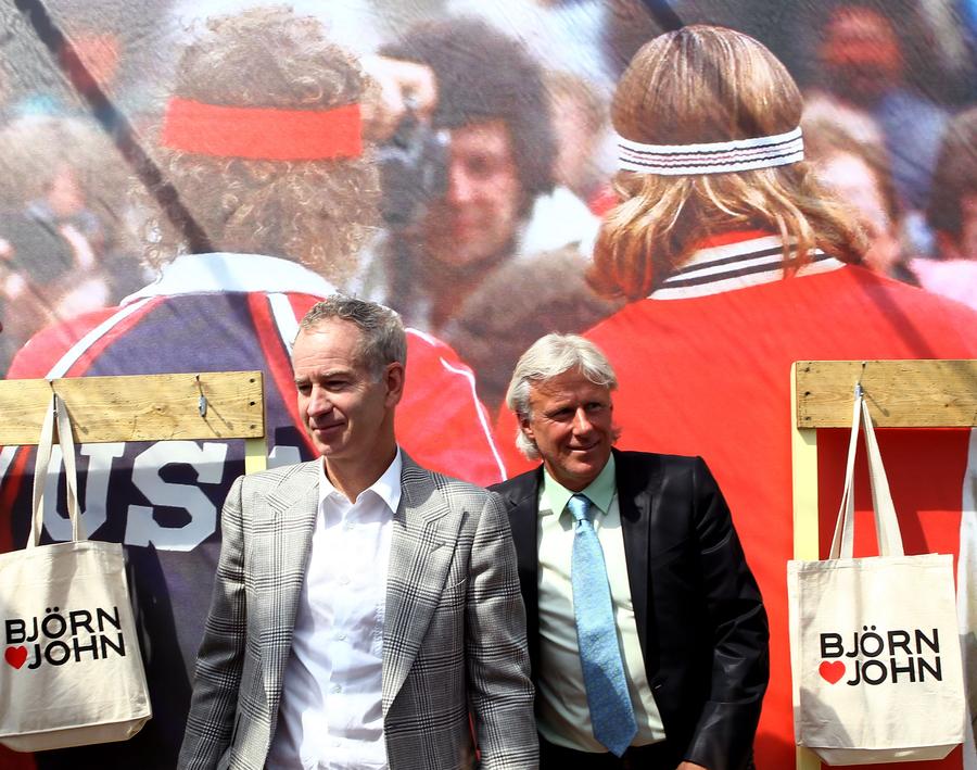 John McEnroe, stânga, și marele rival Bjorn Borg Bjorn Borg, o enigmă cu multe trofee. „Nu era deloc făcut din gheață!”