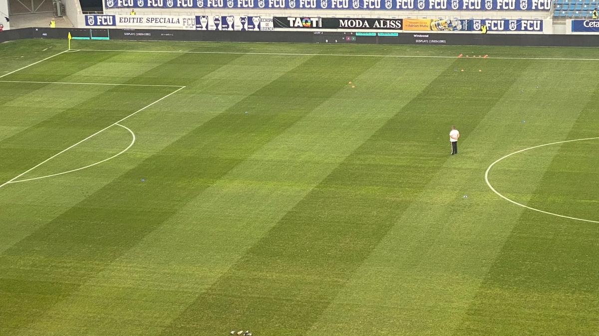 Iordănescu a izbucnit cu o oră înainte de FCU Craiova - FCSB: „E foarte prost!”