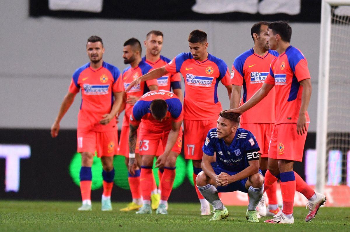 Penalty acordat de asistent în FCU Craiova - FCSB! » Ce arată reluările TV + verdictul specialistului