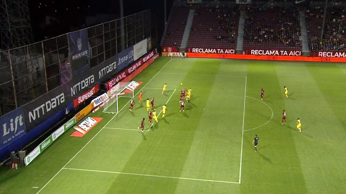 Petrolul a cerut două penalty-uri în meciul cu CFR Cluj